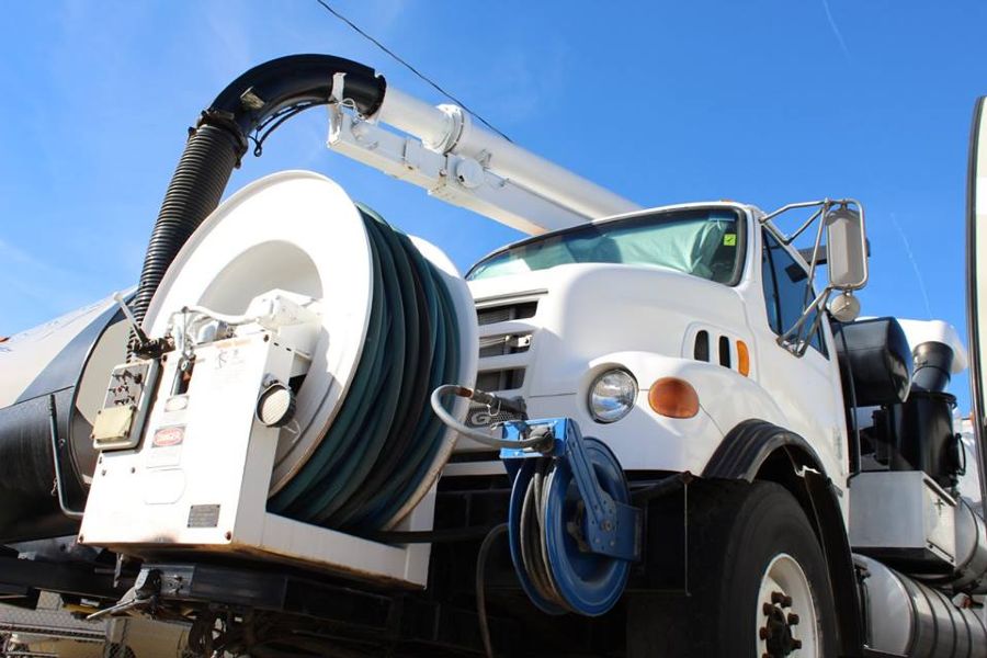 Trenchless sewer pipe replacement equipment used by BBC Rooter in Burbank, CA